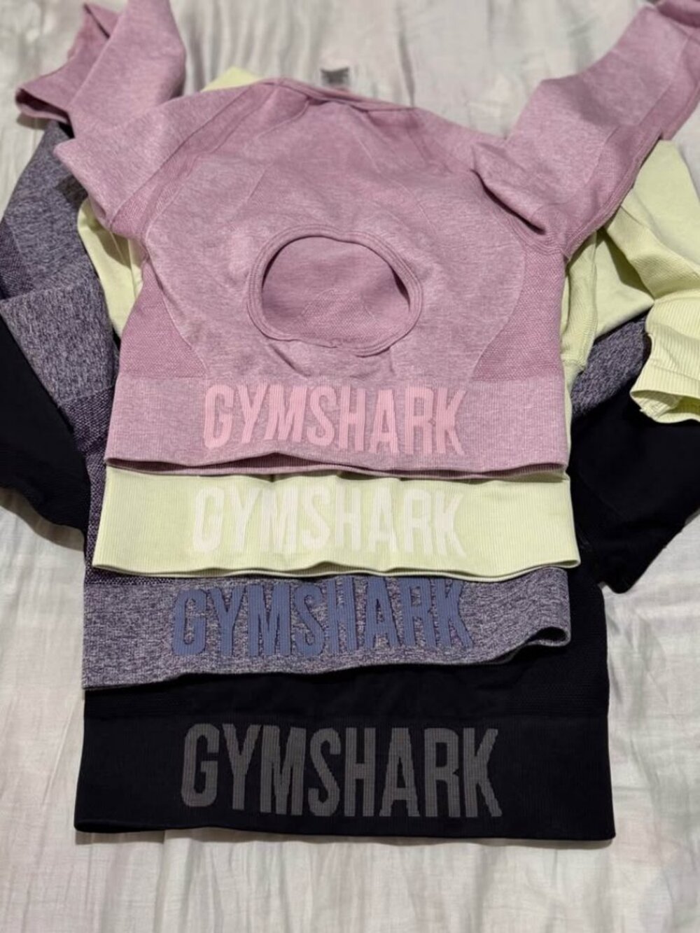4 GYMSHARK LONG SLEEVE TOPS